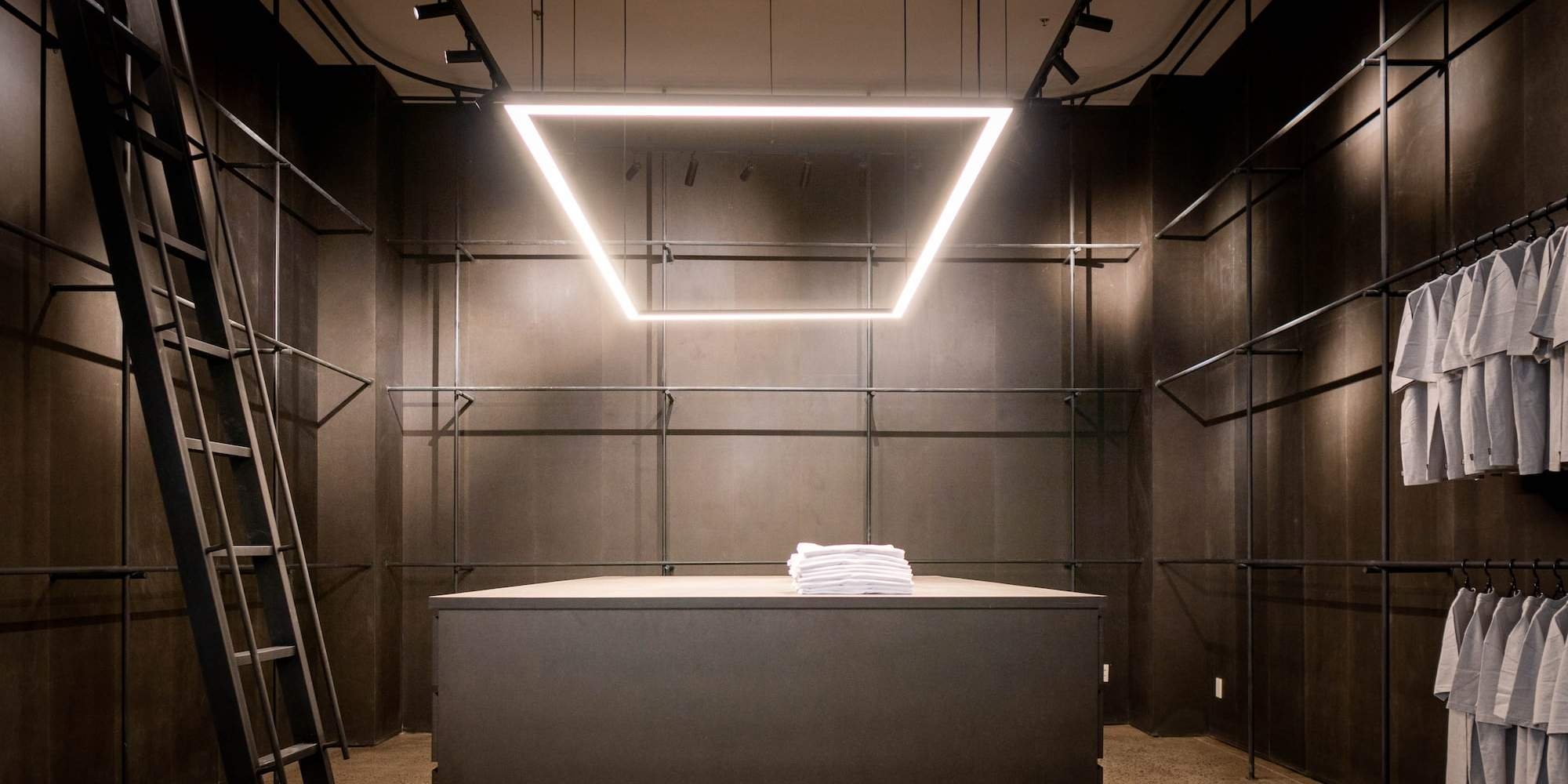 Un-Available LTD Co.,